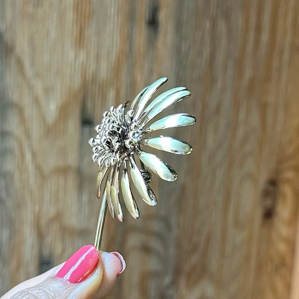 2 floral  Brooches